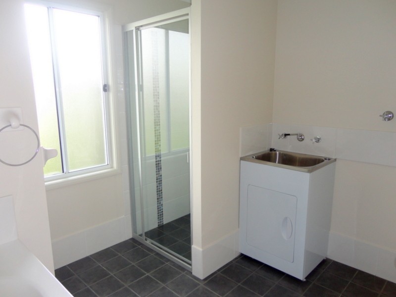 17a  Flinders Avenue, Killarney Vale NSW 2261