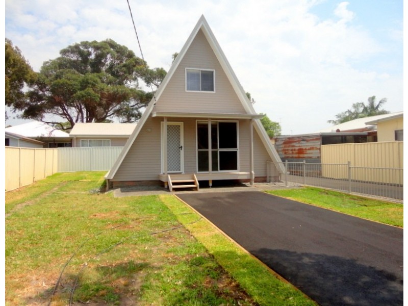 17  Flinders Avenue, Killarney Vale NSW 2261