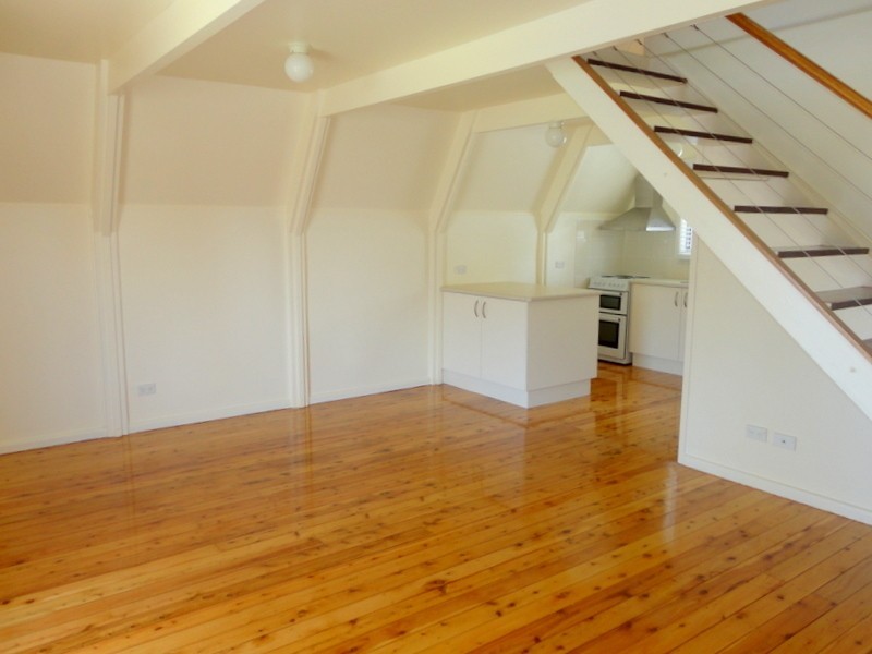 17  Flinders Avenue, Killarney Vale NSW 2261