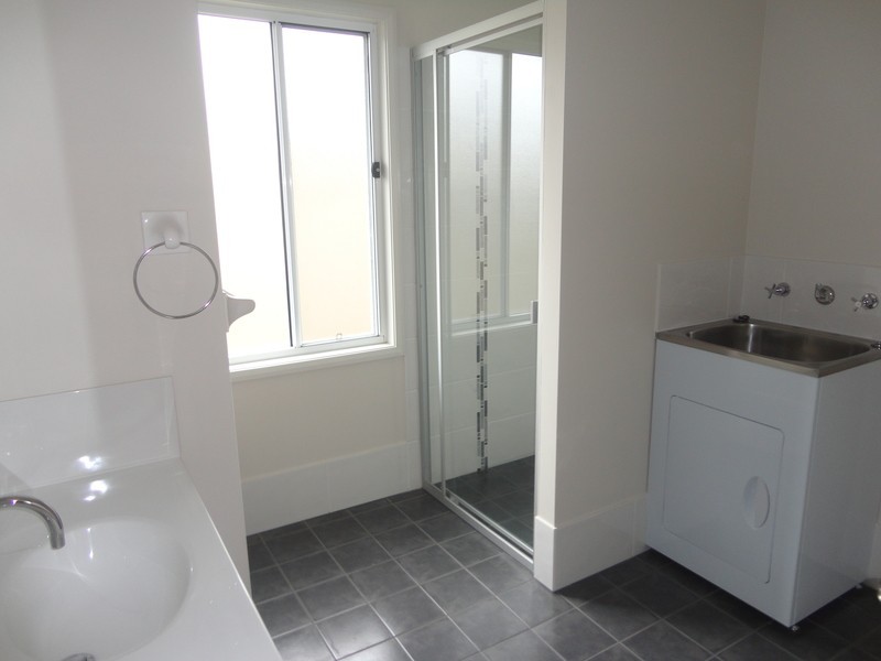 15a  Wyndora Avenue, San Remo NSW 2262