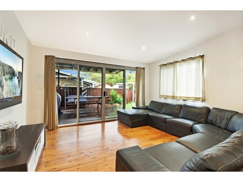 58  Glenn Street, Umina Beach NSW 2257