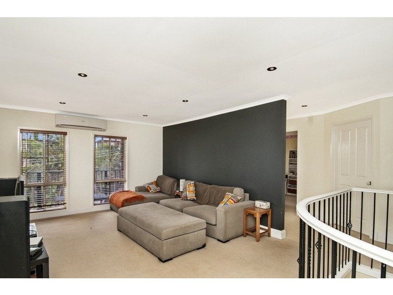 38 Kingsview Drive, Umina Beach NSW 2257