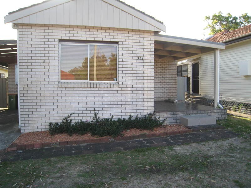 221 Trafalgar Avenue, Umina Beach NSW 2257