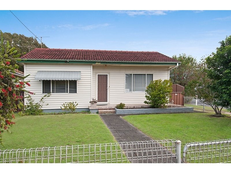 303 Ocean Beach Road, Umina Beach NSW 2257