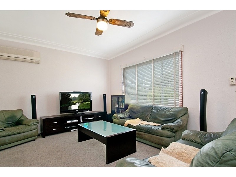 303 Ocean Beach Road, Umina Beach NSW 2257