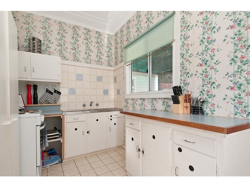 303 Ocean Beach Road, Umina Beach NSW 2257