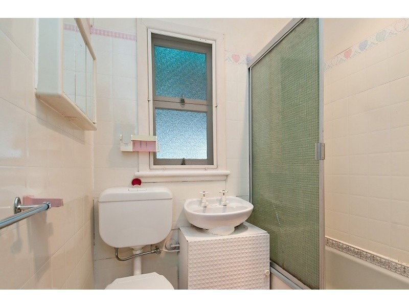 303 Ocean Beach Road, Umina Beach NSW 2257