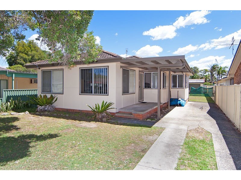 49 Mackenzie Avenue, Woy Woy NSW 2256