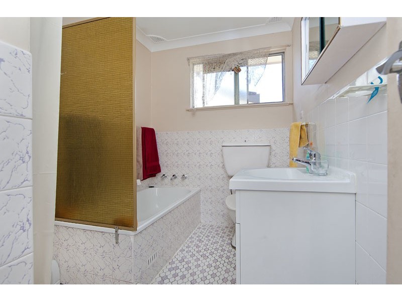 49 Mackenzie Avenue, Woy Woy NSW 2256