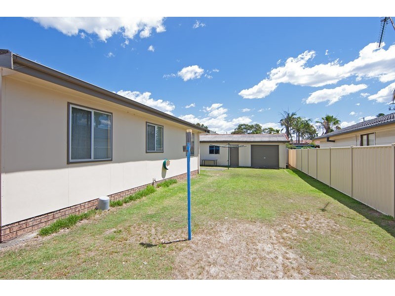 49 Mackenzie Avenue, Woy Woy NSW 2256