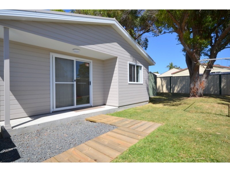 17a Flinders Avenue, Killarney Vale NSW 2261