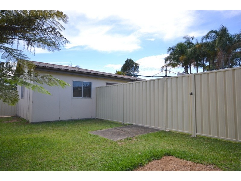 49a  Mackenzie Avenue, Woy Woy NSW 2256