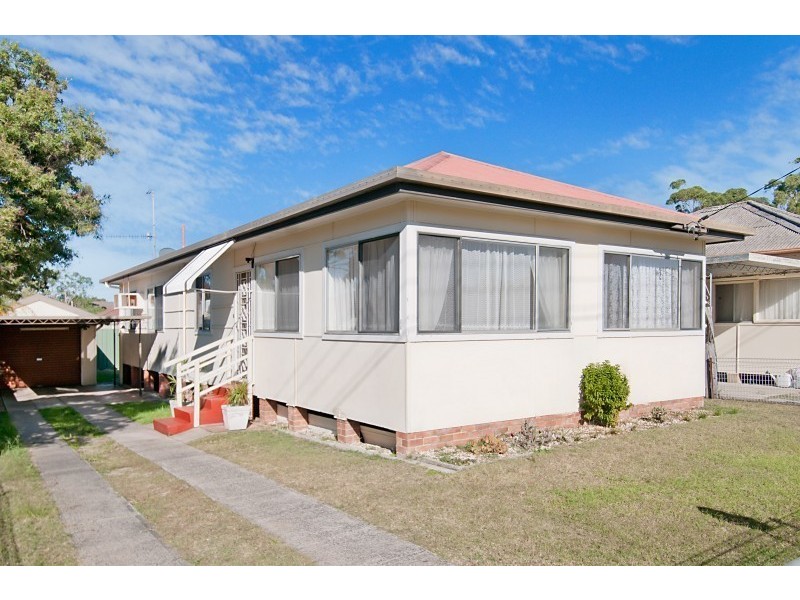 62 Karingi Street, Ettalong Beach NSW 2257