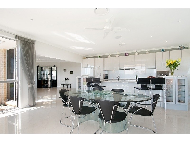 190 Waratah Road, Mangrove Mountain NSW 2250