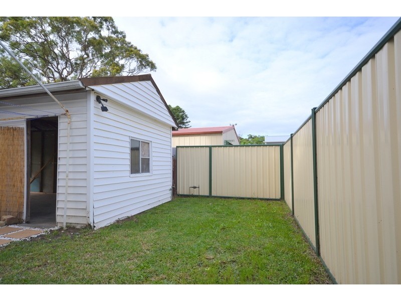 12a  Wentworth Avenue, Woy Woy NSW 2256