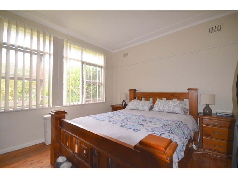 169  Barrenjoey Road, Ettalong Beach NSW 2257