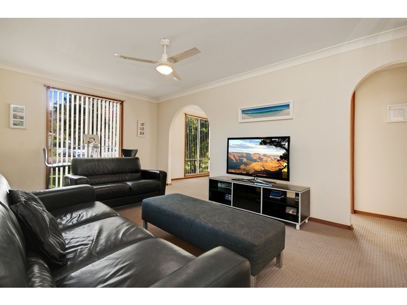 25 Stella Rd, Umina Beach NSW 2257