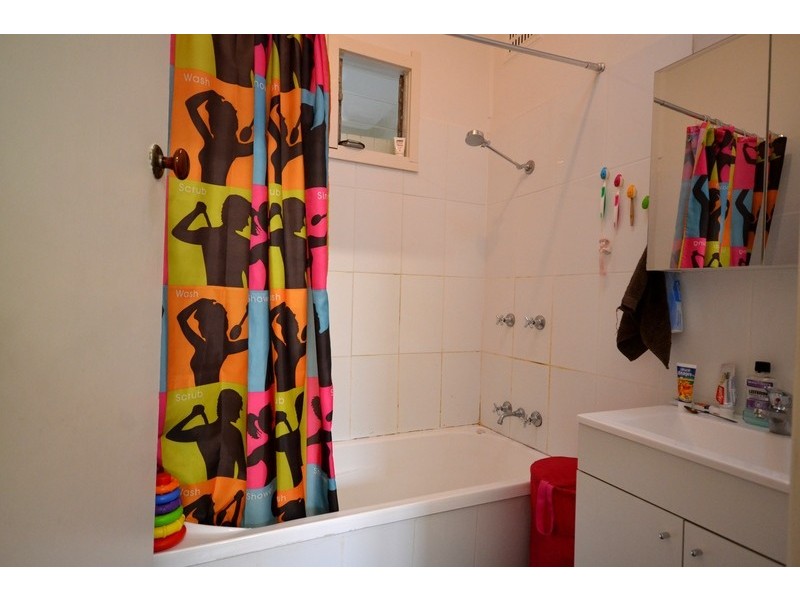 6  Leslie Street, Umina Beach NSW 2257
