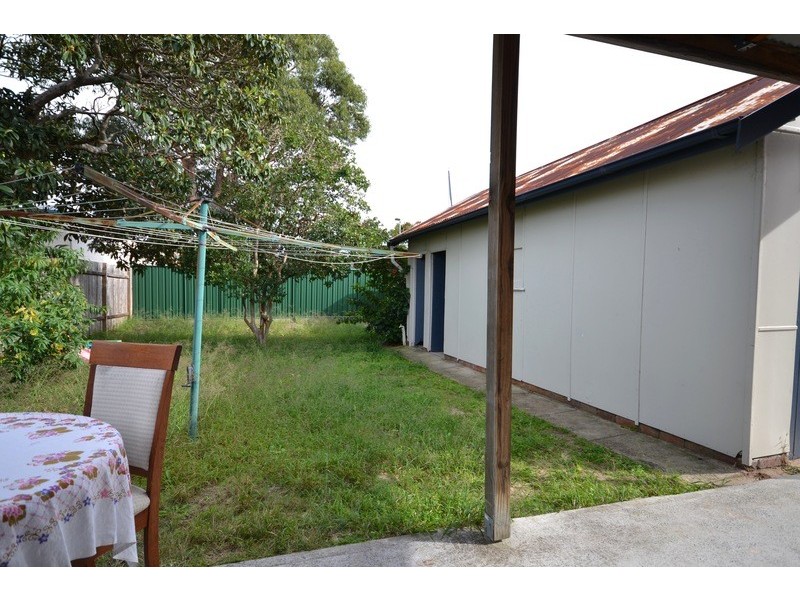 6  Leslie Street, Umina Beach NSW 2257