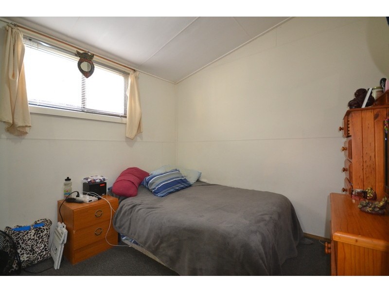 5a Inkerman Avenue, Woy Woy NSW 2256