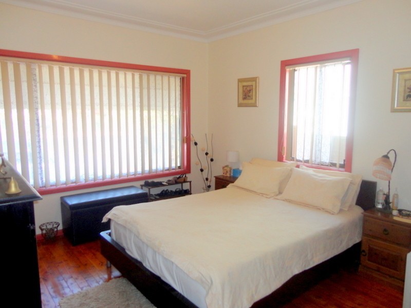 27 Nelson Street, Umina Beach NSW 2257