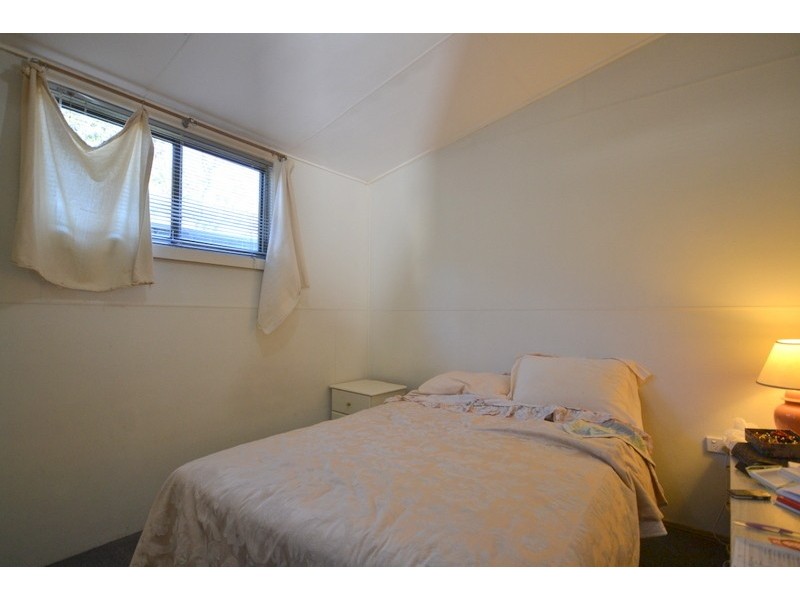 5a Inkerman Avenue, Woy Woy NSW 2256