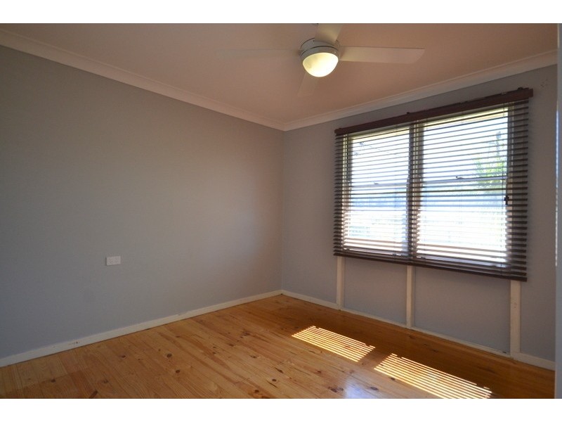 13 Macleay Avenue, Woy Woy NSW 2256