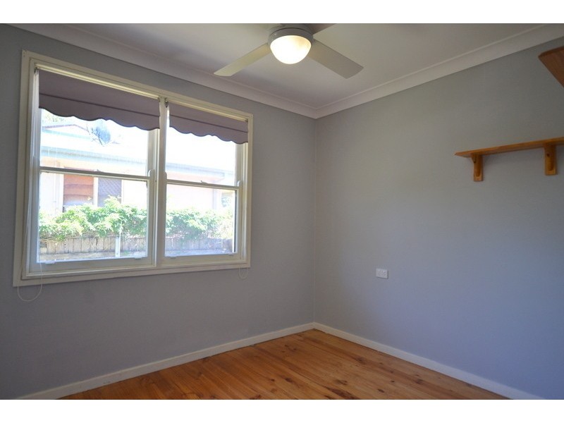 13 Macleay Avenue, Woy Woy NSW 2256