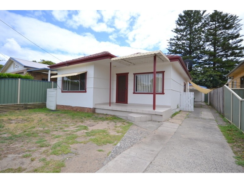 17 Hector Street, Umina Beach NSW 2257