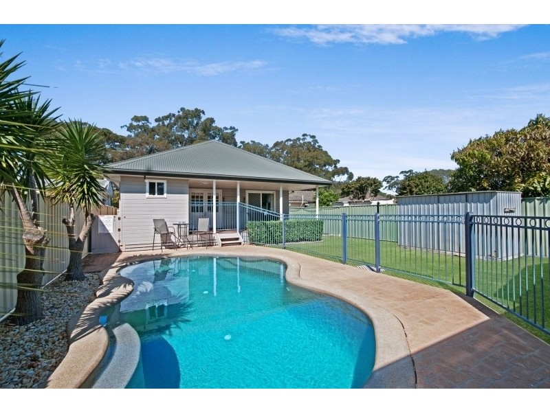 Blackwall NSW 2256