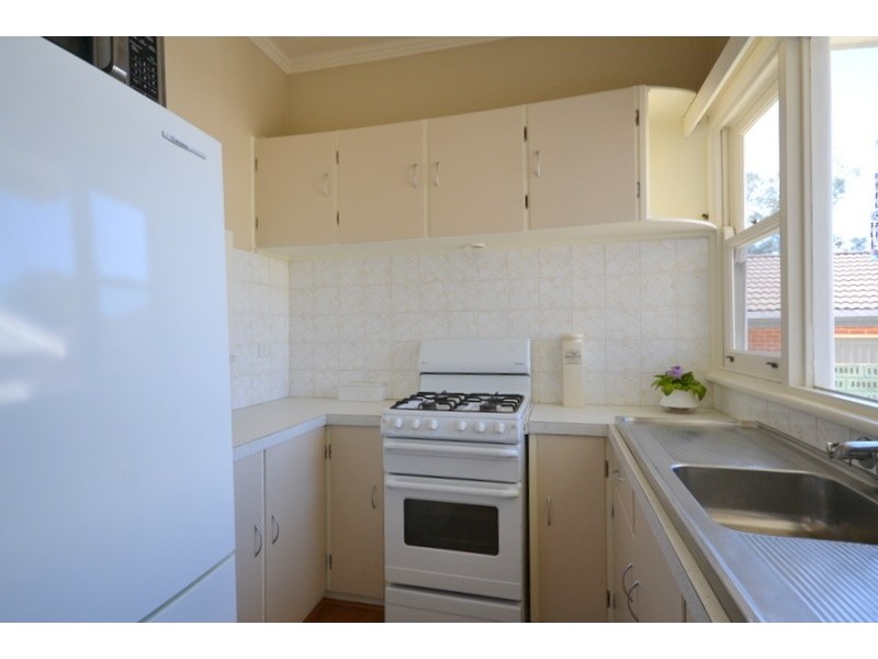 4 Sunnyside Avenue, Point Clare NSW 2250