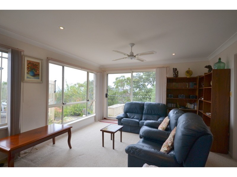 15a  Kingsview Drive, Umina Beach NSW 2257
