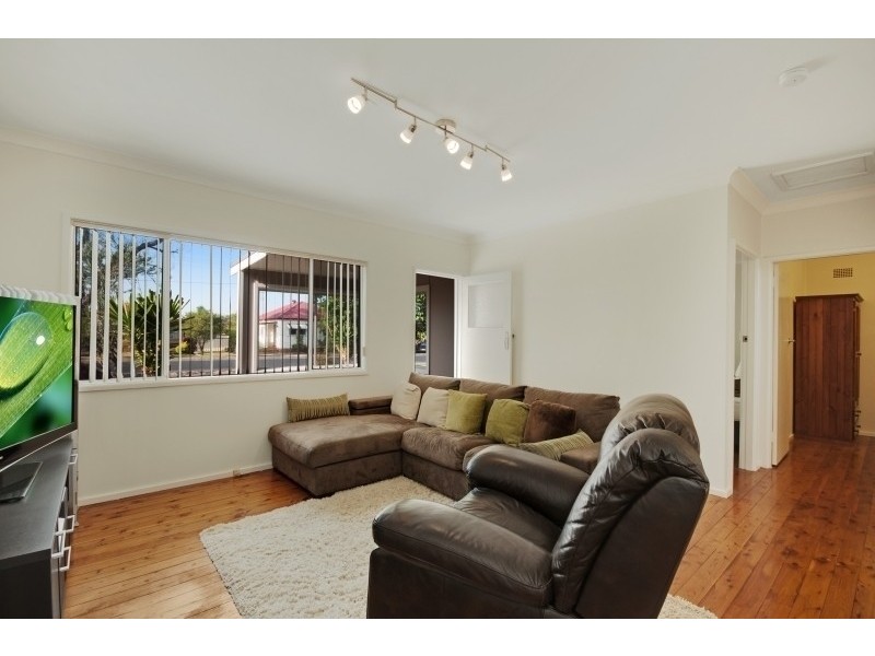 19 Britannia Street, Umina Beach NSW 2257