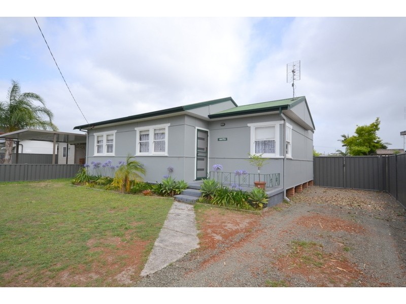 25 Winifred Avenue, Umina Beach NSW 2257
