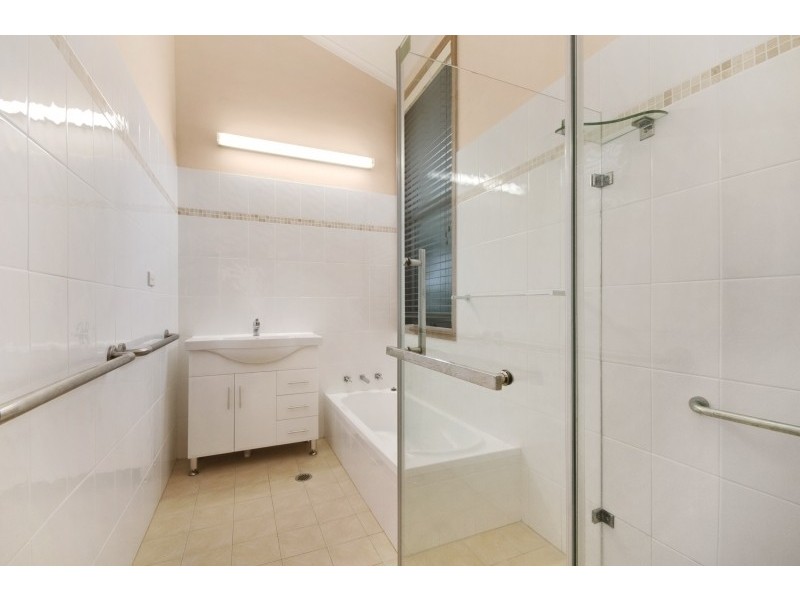 1/1 Augusta Street, Umina Beach NSW 2257