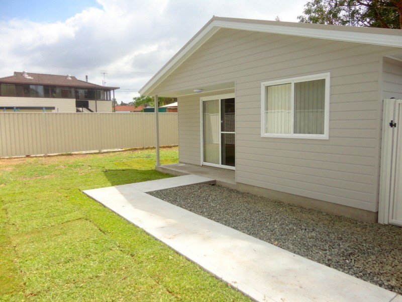 15a  Wyndora Avenue, San Remo NSW 2262