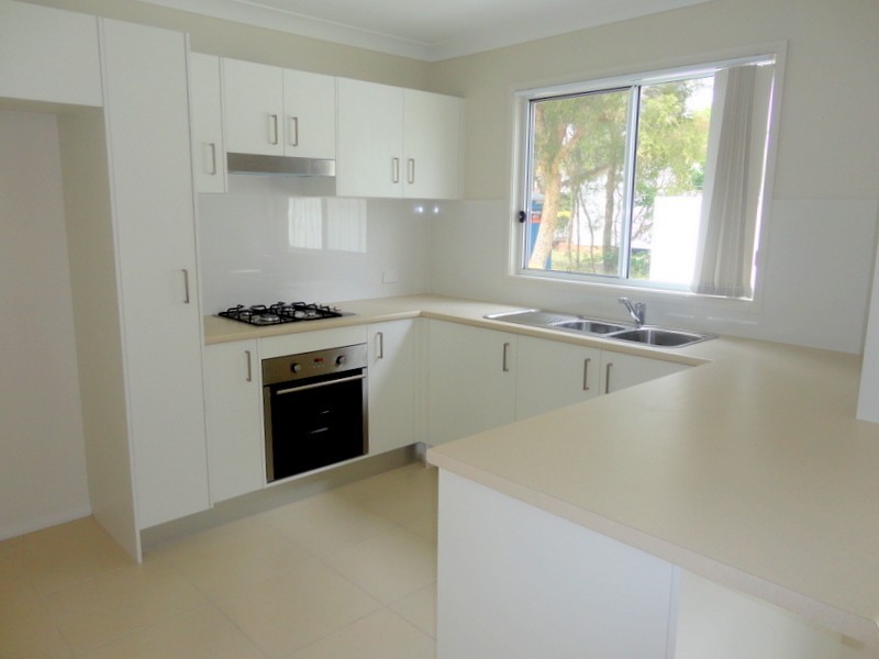 15a  Wyndora Avenue, San Remo NSW 2262