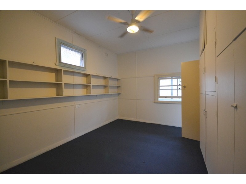 1 Shortland Street, Point Frederick NSW 2250