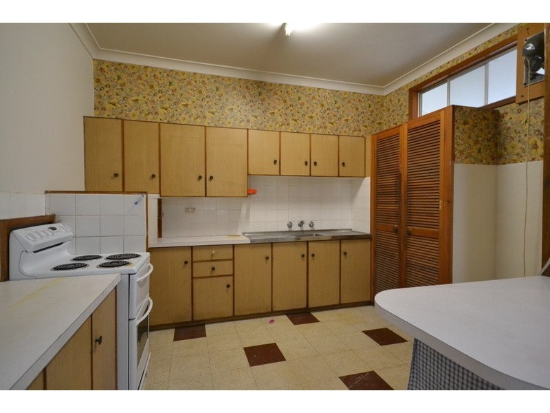 1 Shortland Street, Point Frederick NSW 2250