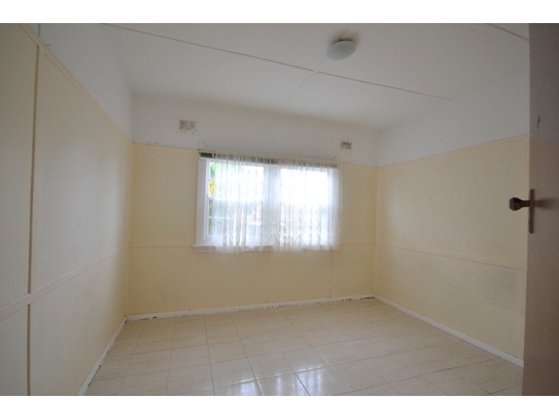 2 Wellington Street, Umina Beach NSW 2257