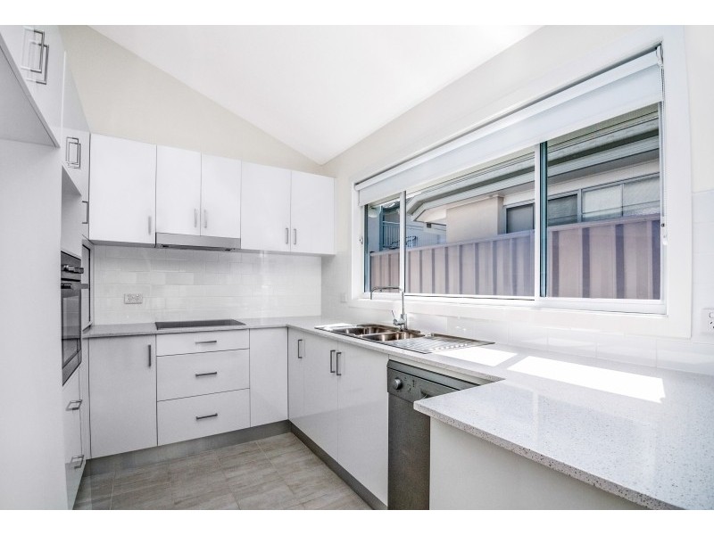 2/213 Burge Road, Woy Woy NSW 2256