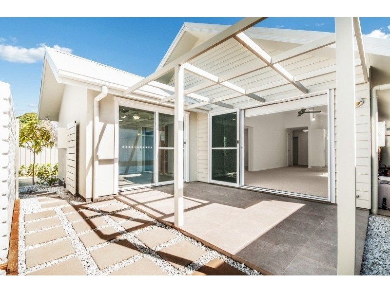 2/213 Burge Road, Woy Woy NSW 2256