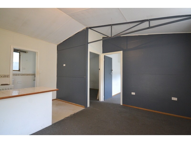 5a Inkerman Avenue, Woy Woy NSW 2256