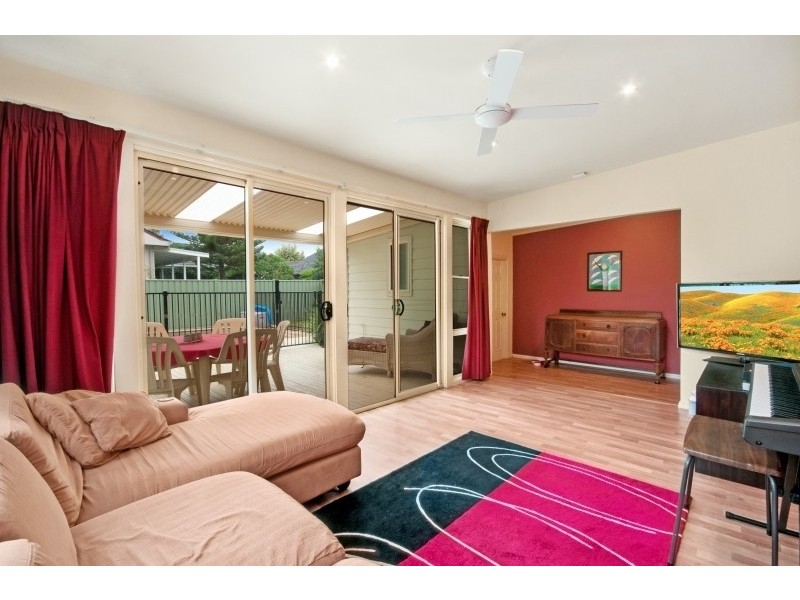 2 Bowden Road, Woy Woy NSW 2256