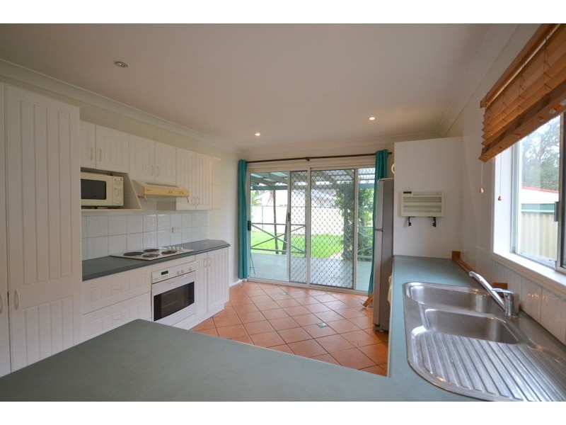 12 Wentworth Avenue, Woy Woy NSW 2256