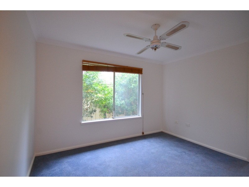 12 Wentworth Avenue, Woy Woy NSW 2256