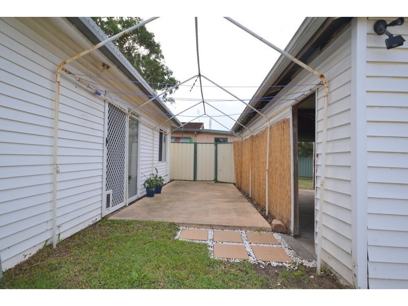 12a  Wentworth Avenue, Woy Woy NSW 2256