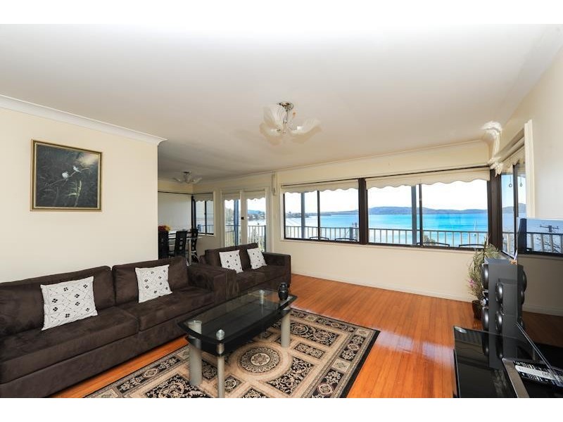 306 Glenrock Pde, Tascott NSW 2250