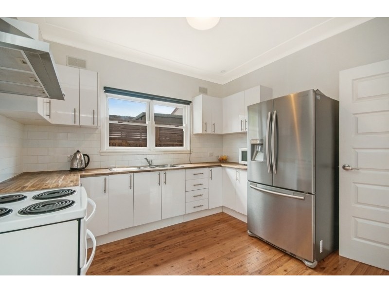68  Rawson Road, Woy Woy NSW 2256