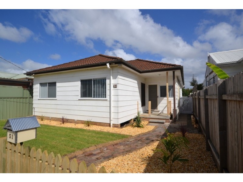 51 Barrenjoey Road, Ettalong Beach NSW 2257